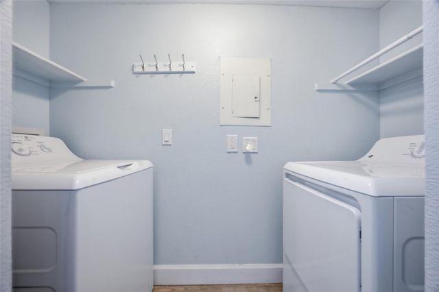 9481 HIGHLAND OAK DRIVE 802, Tampa, FL 33647