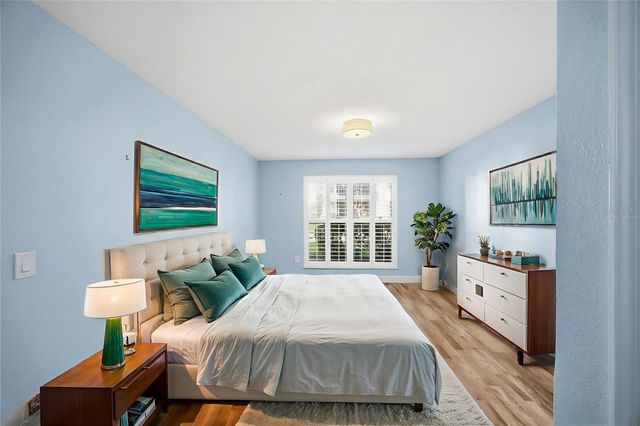 9481 HIGHLAND OAK DRIVE 802, Tampa, FL 33647