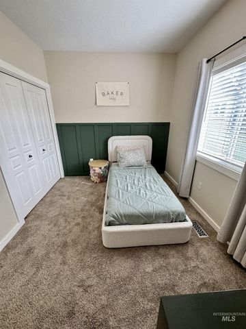 2600 N Cinnamon Pl, Meridian, ID 83646