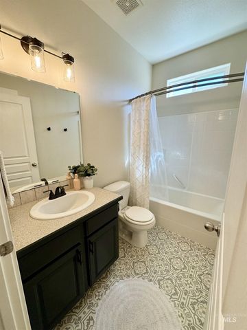 2600 N Cinnamon Pl, Meridian, ID 83646