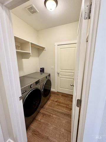 2600 N Cinnamon Pl, Meridian, ID 83646