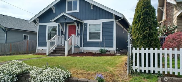 725 NW New York Avenue, Chehalis, WA 98532