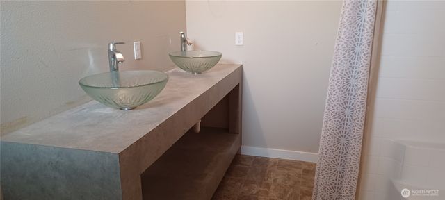 725 NW New York Avenue, Chehalis, WA 98532