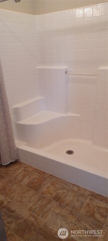 725 NW New York Avenue, Chehalis, WA 98532