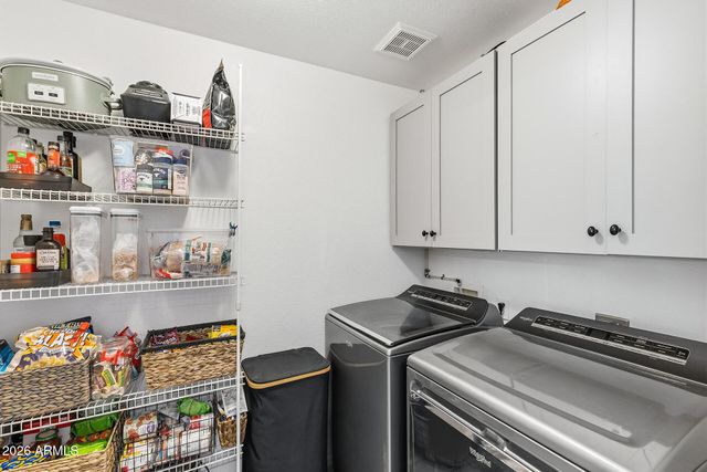 1018 E COWBOY COVE Trail, San Tan Valley, AZ 85143