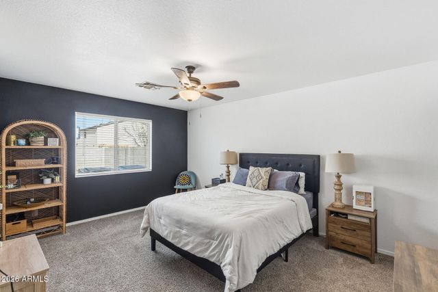 1018 E COWBOY COVE Trail, San Tan Valley, AZ 85143