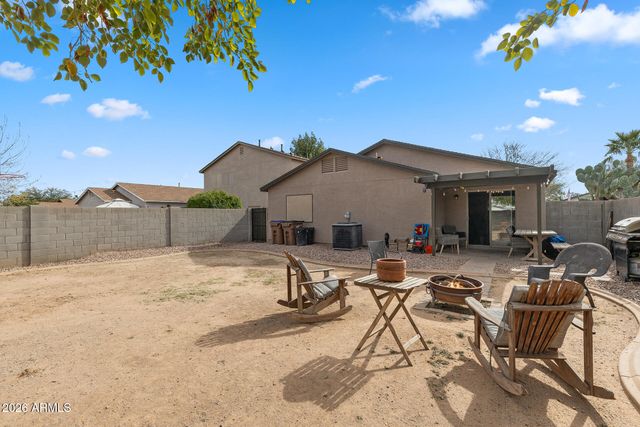 1018 E COWBOY COVE Trail, San Tan Valley, AZ 85143