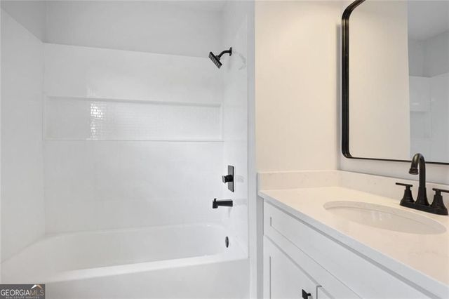 224 Chads Ford Way, Roswell, GA 30076