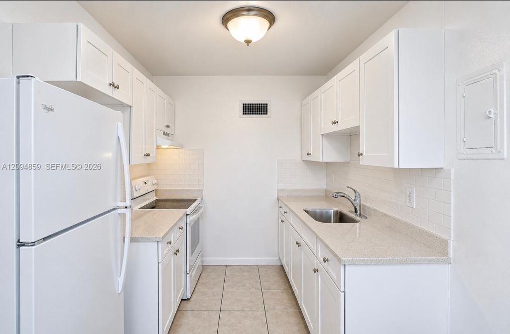 6487 W Flagler Street 9, Miami, FL 33144
