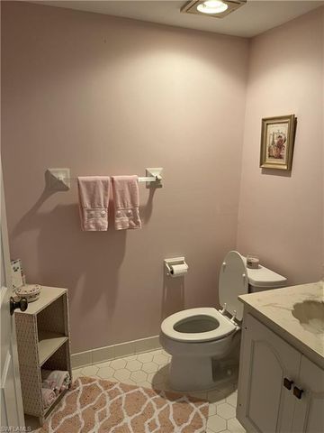 6075 Pelican Bay BLVD 1204, Naples, FL 34108