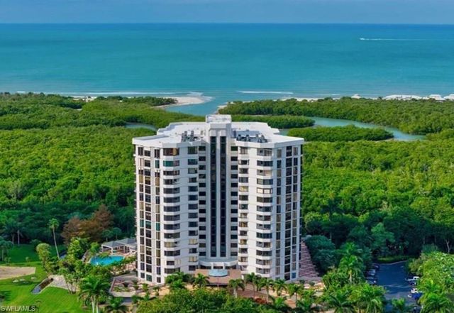 6075 Pelican Bay BLVD 1204, Naples, FL 34108
