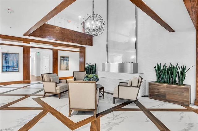 6075 Pelican Bay BLVD 1204, Naples, FL 34108