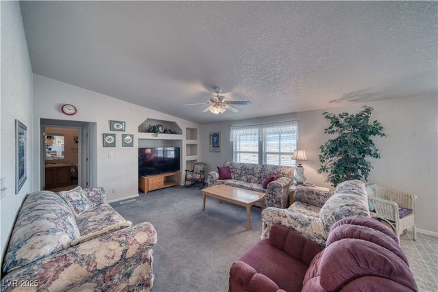 2790 Hacienda Street, Pahrump, NV 89048