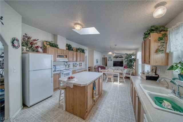 2790 Hacienda Street, Pahrump, NV 89048