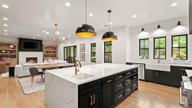 5733 Red Rock Lake Road, Edmond, OK 73013