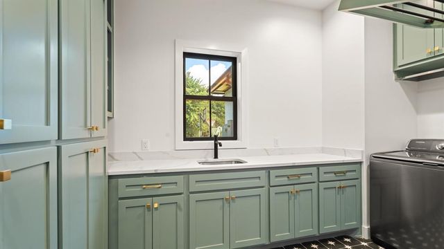 5733 Red Rock Lake Road, Edmond, OK 73013