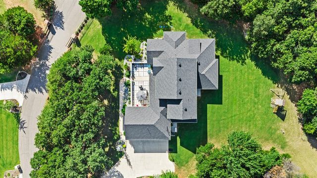 5733 Red Rock Lake Road, Edmond, OK 73013