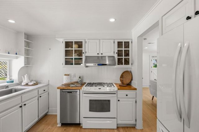 315 Willow Street, Pacific Grove, CA 93950