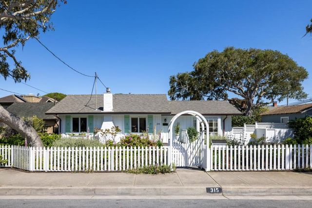315 Willow Street, Pacific Grove, CA 93950