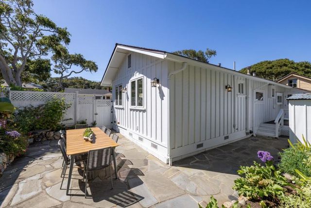 315 Willow Street, Pacific Grove, CA 93950