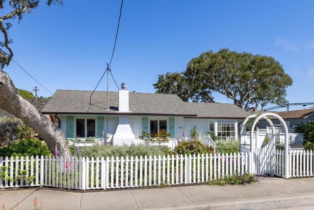 315 Willow Street, Pacific Grove, CA 93950