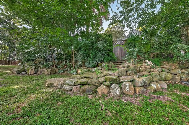 174 Park Way, Conroe, TX 77356
