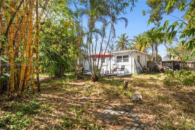 5324 NE 3rd Ter, Oakland Park, FL 33334