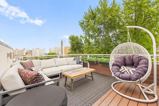 4601 Mercier Street, Kansas City, MO 64112