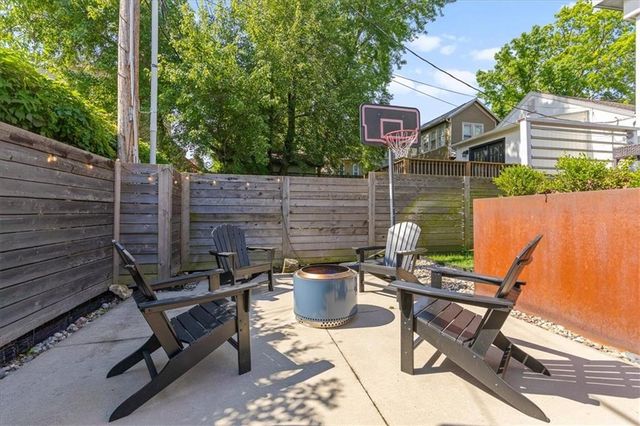 4601 Mercier Street, Kansas City, MO 64112