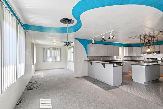 W151S9940 Thode DRIVE, Muskego, WI 53150