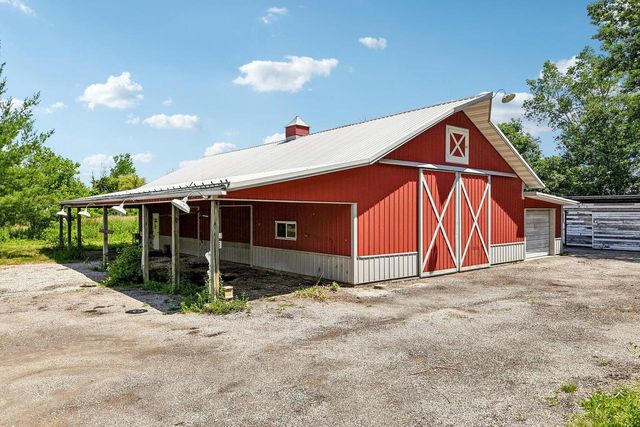 W151S9940 Thode DRIVE, Muskego, WI 53150