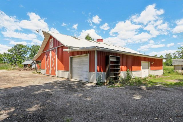 W151S9940 Thode DRIVE, Muskego, WI 53150