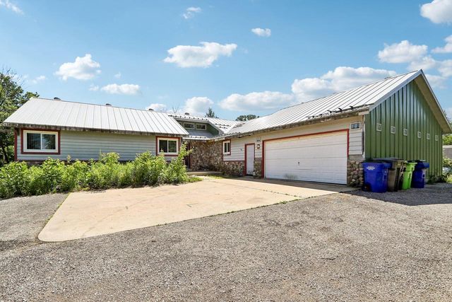 W151S9940 Thode DRIVE, Muskego, WI 53150