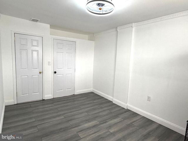 9 WARDOR AVE, New Castle, DE 19720