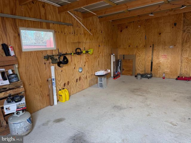 9 WARDOR AVE, New Castle, DE 19720