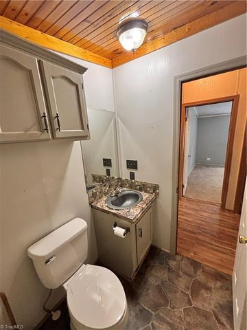 120 Ivy Green Lane, Lowgap, NC 27024