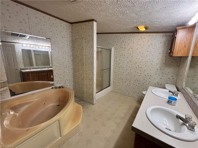 120 Ivy Green Lane, Lowgap, NC 27024