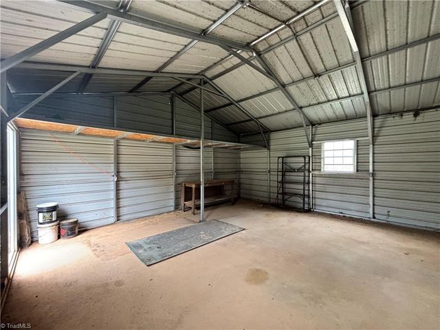 120 Ivy Green Lane, Lowgap, NC 27024