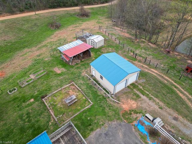 120 Ivy Green Lane, Lowgap, NC 27024