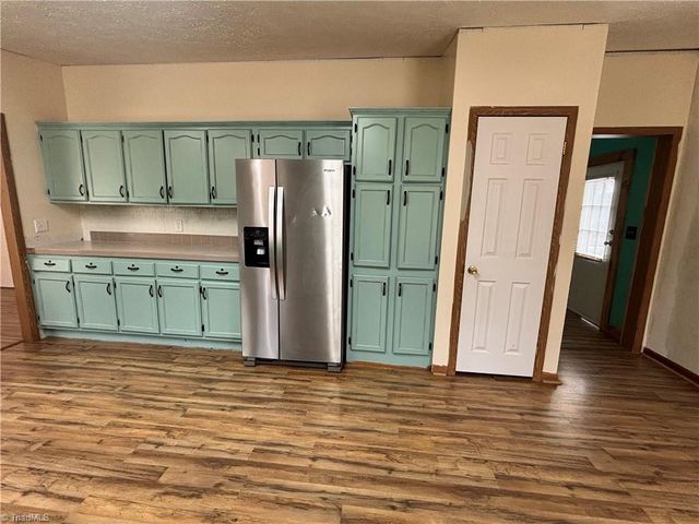 120 Ivy Green Lane, Lowgap, NC 27024