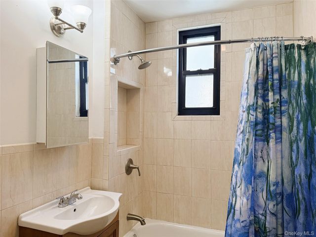 5017 41st Street 2, Sunnyside, NY 11104