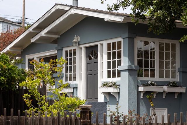 1344 Magnolia Avenue, San Carlos, CA 94070