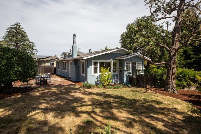 1344 Magnolia Avenue, San Carlos, CA 94070