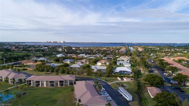 16007 Davis RD # 613, Fort Myers, FL 33908