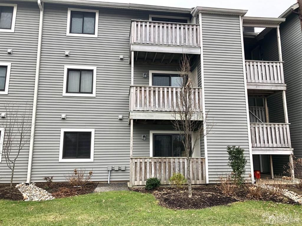 5013 Ravens Crest Drive, Plainsboro, NJ 08536