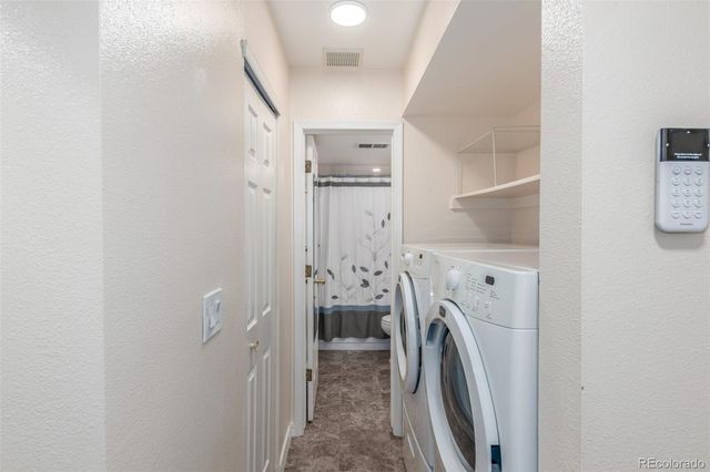 1470 S Quebec Way 123, Denver, CO 80231