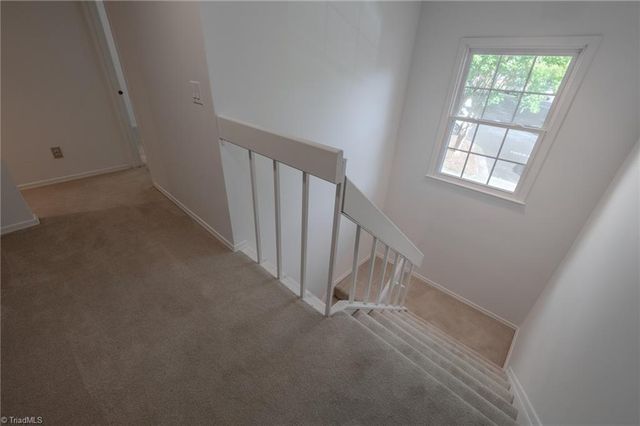 2696 Saint Johns Place, Winston-salem, NC 27106
