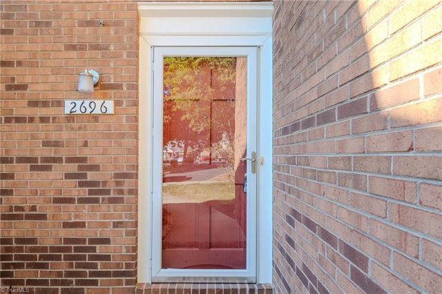 2696 Saint Johns Place, Winston-salem, NC 27106