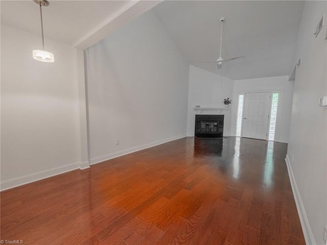 2696 Saint Johns Place, Winston-salem, NC 27106
