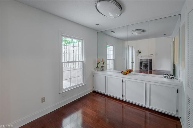 2696 Saint Johns Place, Winston-salem, NC 27106